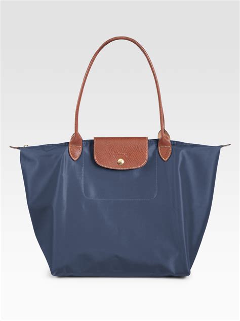 Longchamp Designer.